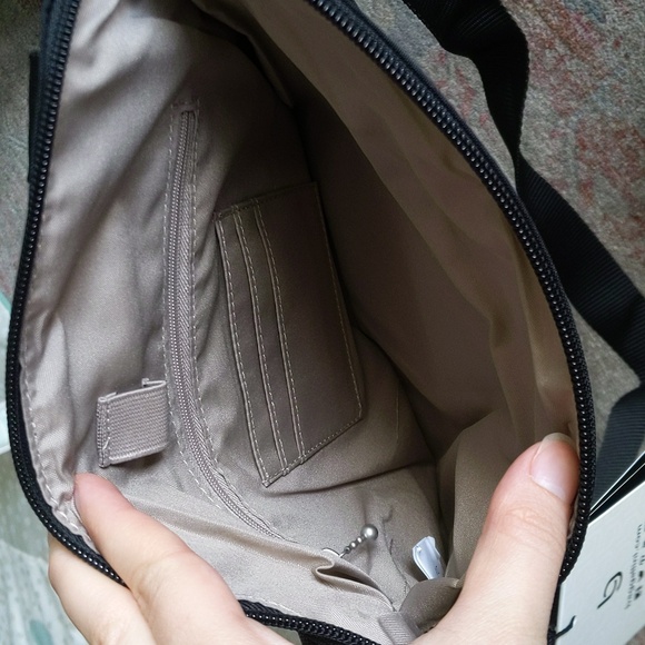 Baggallini bag - Picture 5 of 6